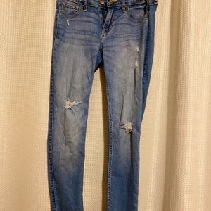 Hollister Ripped Skinny Jeans